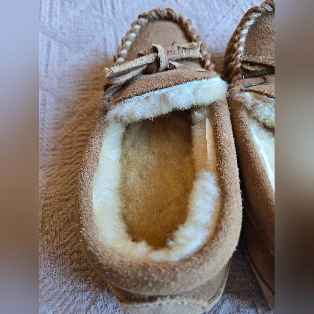 Kids Slippers L.L. Bean Moccasin Cozy Size 11 - Picture 2 of 6